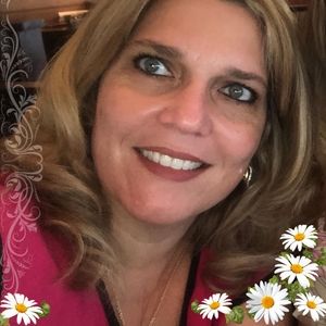 Meet your Posher, Lidia